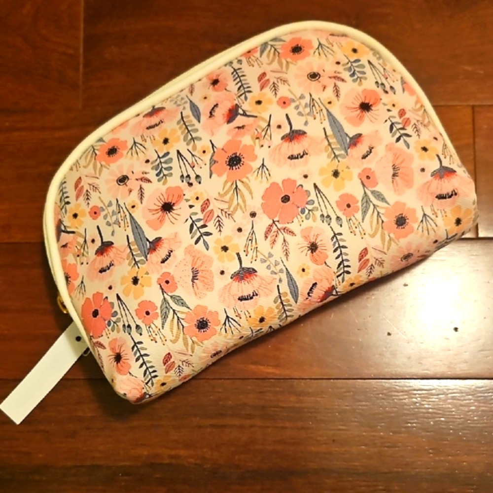 Floral Print Cosmetic Pouch durable, sturdy material